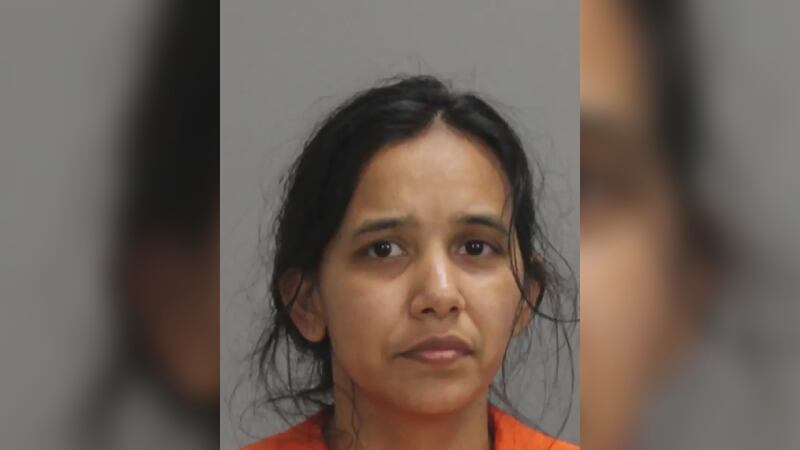 Empleada de KinderCare arrestada en Bryan por abofetear a un niño a su cuidado