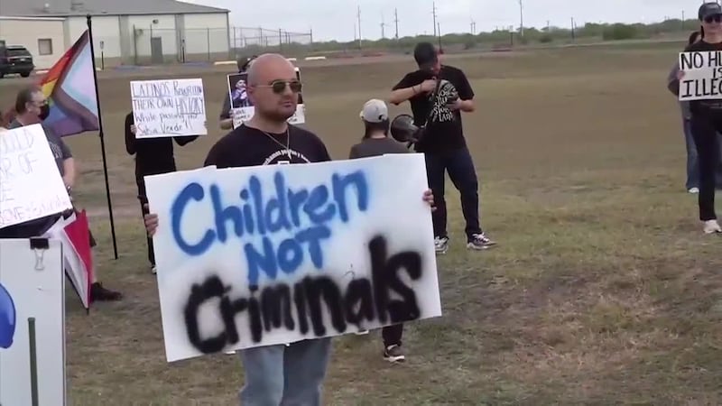 McAllen High mariachi students among family detained by ICE