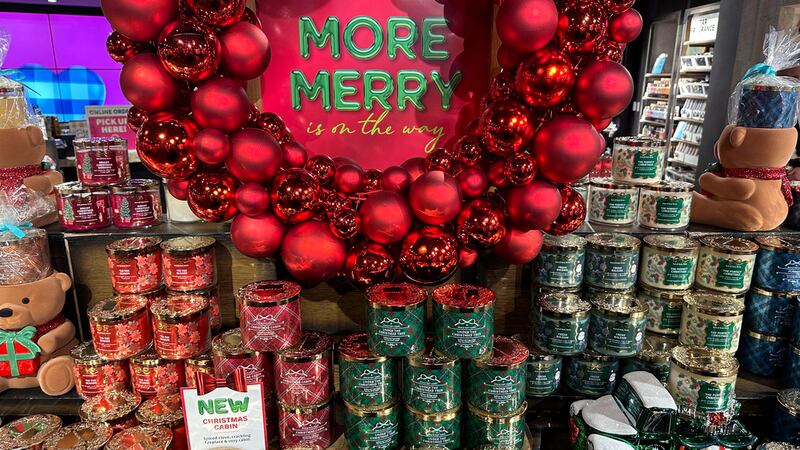 Consumidores ansiosos adelantan el calendario de compras de temporada