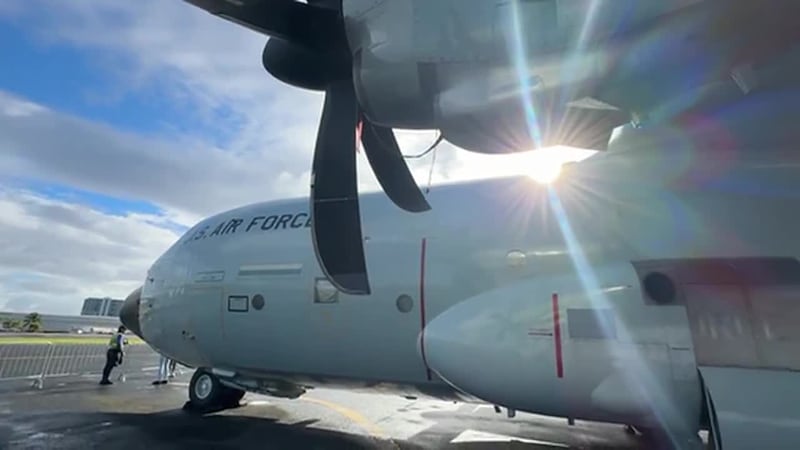 A pocas semanas del comienzo de la temporada, abren al público para ver por dentro el avión...